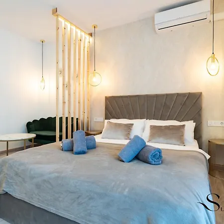 Seaview Beachfront With Aqua Park & Balcony Benalmadena