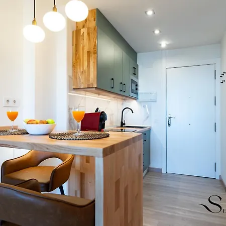 Seaview Beachfront With Aqua Park & Balcony