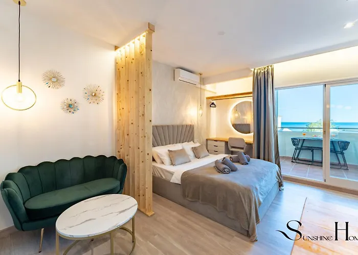 Seaview Beachfront With Aqua Park & Balcony Apartment Benalmadena