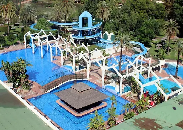 Seaview Beachfront With Aqua Park & Balcony Apartment *
